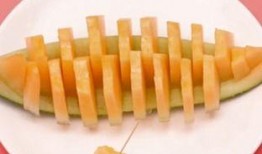 许愿吃哈密瓜图片,甜蜜愿望，尽在这一刻