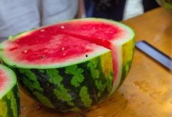 学校吃瓜热门,揭秘校园吃瓜风云录