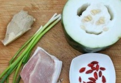 孕早期可以吃毛瓜,毛瓜助力母婴健康