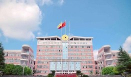 吃瓜西华师范大学,揭秘校园里的“瓜田”趣事