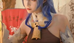 甘雨cos直播吃瓜,瓜田里的欢乐时光