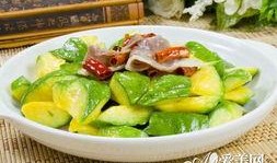 吃生瓜养胃还是伤胃,揭秘生食瓜果的胃部影响之谜”