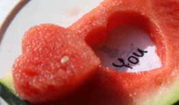 领证吃瓜,甜蜜瓜果盛宴来袭！